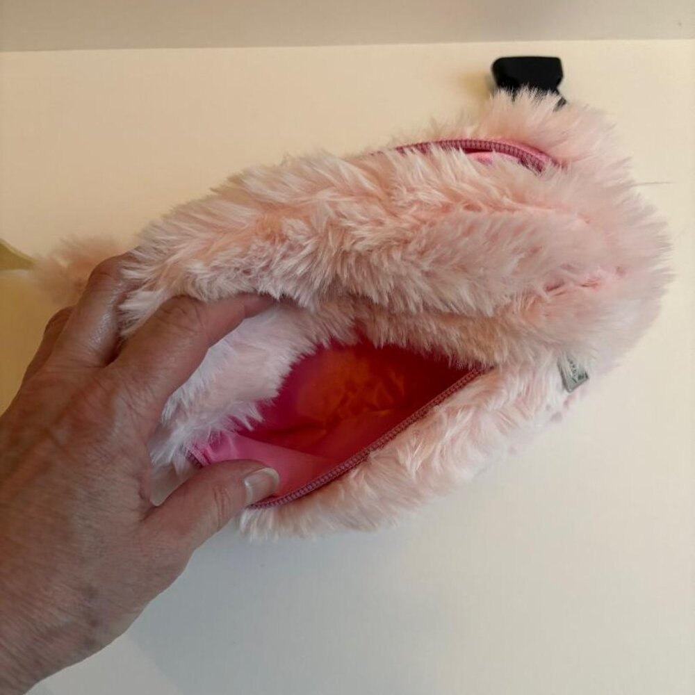 Iscream Rose Faux Fur Belt Bag - Picture 5 of 8